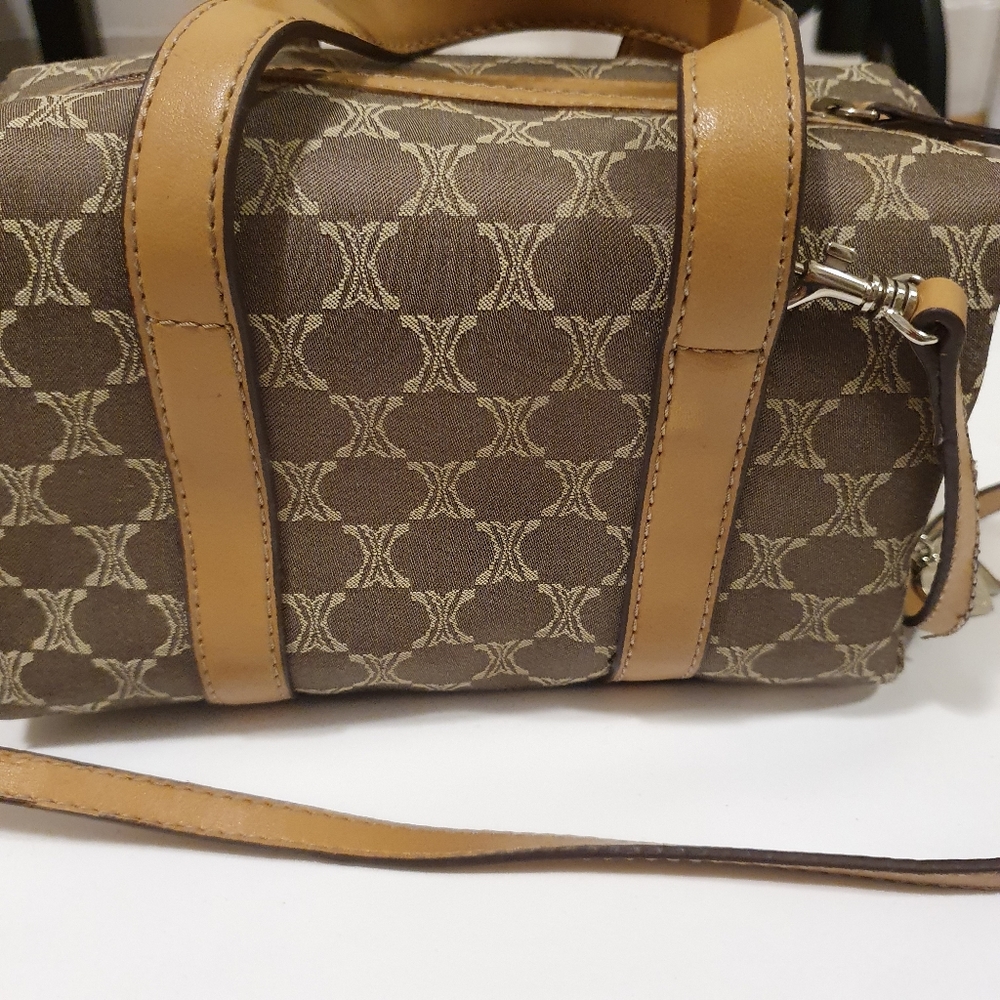 Nine West Crossbody Bag - Picture 2 of 8